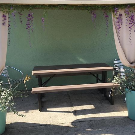 The Hawthornes Licensed Guest House Knottingly エクステリア 写真